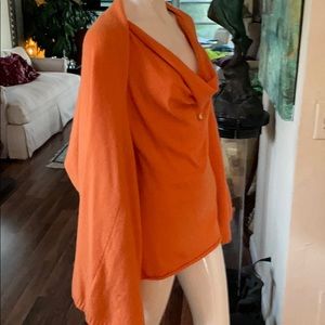 This 2 pc Cashmere with wrap, simply beautiful